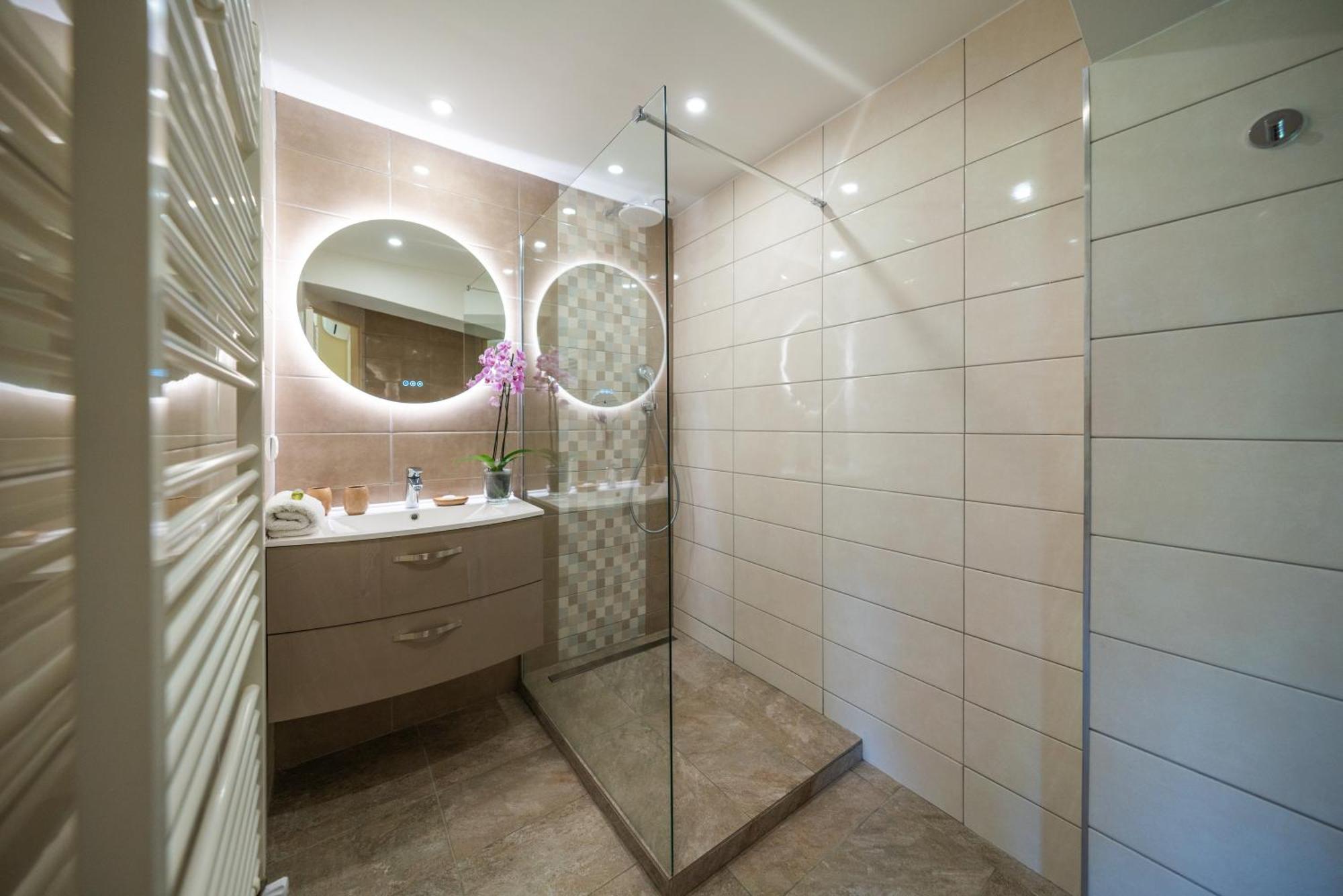 La Colline De Vence Bed & Breakfast エクステリア 写真